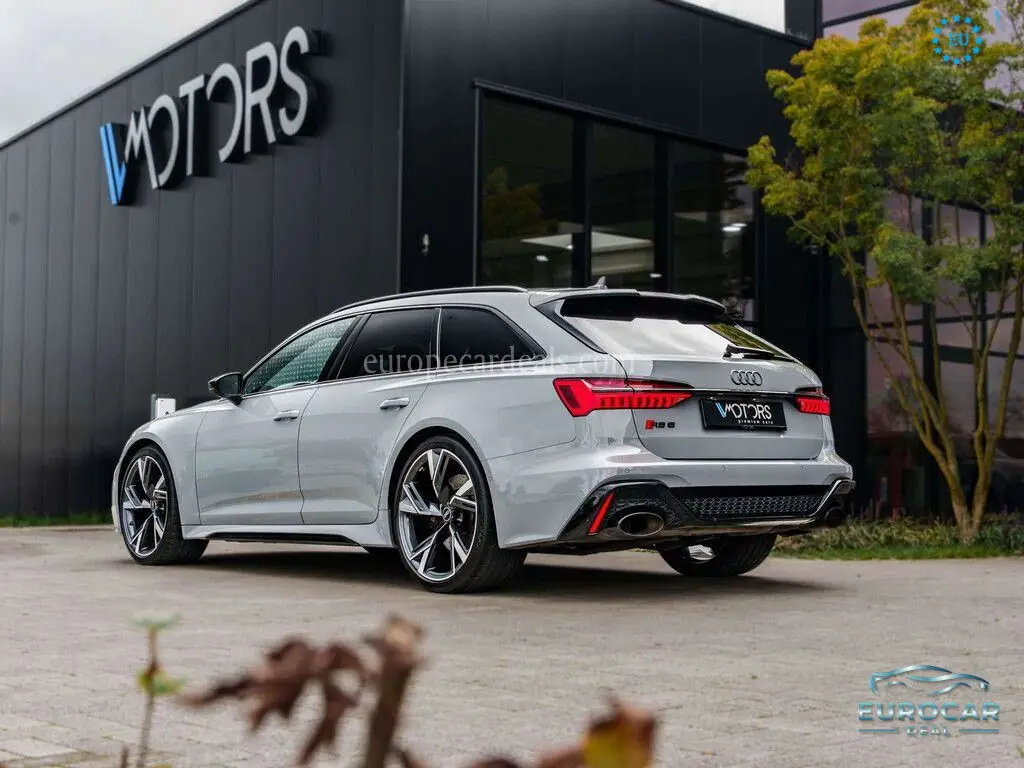 Audi RS6