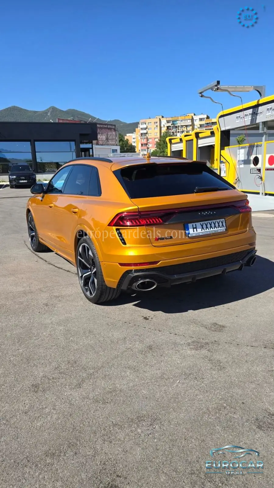 Audi RSQ8