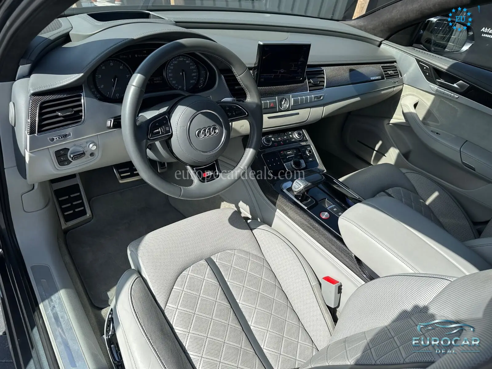 Audi S8