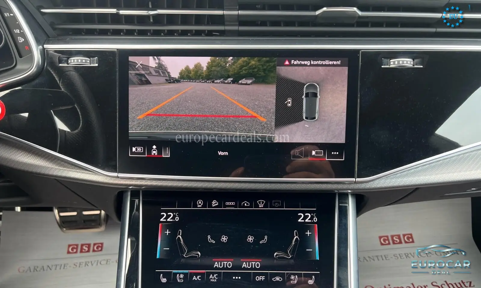 Audi RSQ8