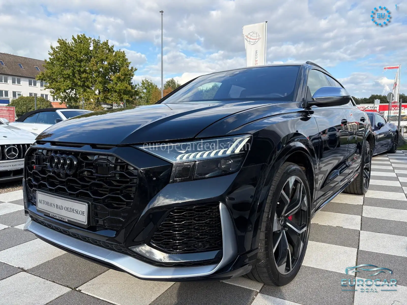 Audi RSQ8