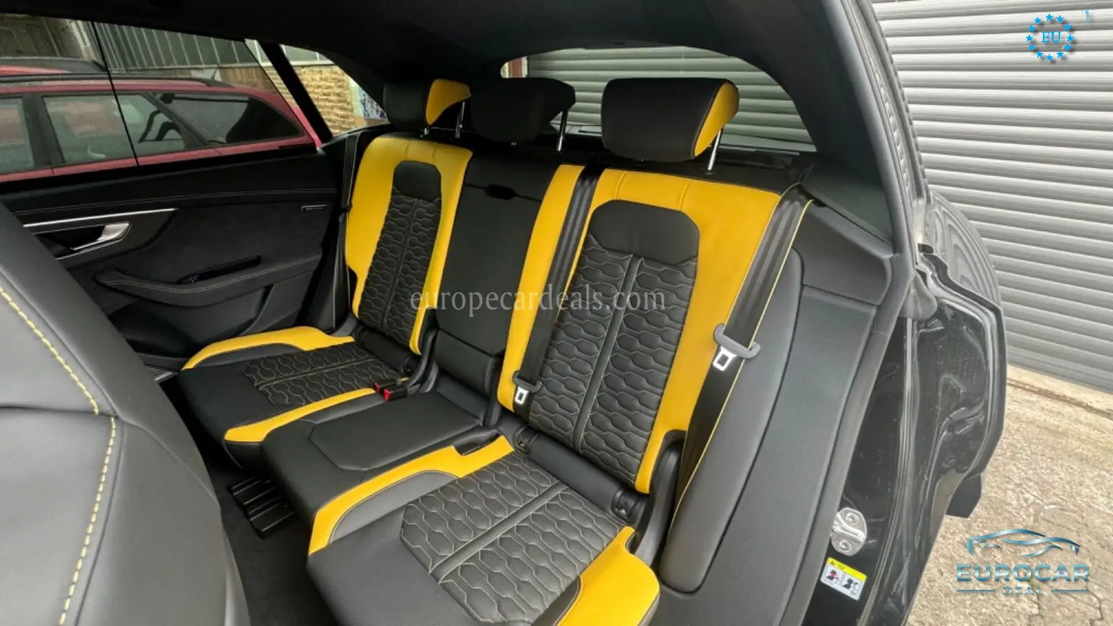 Audi RSQ8