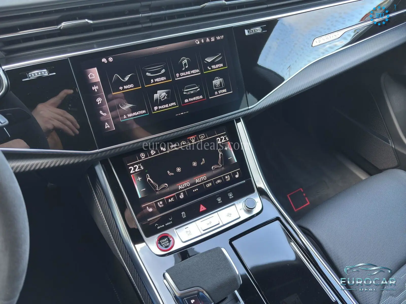 Audi RSQ8