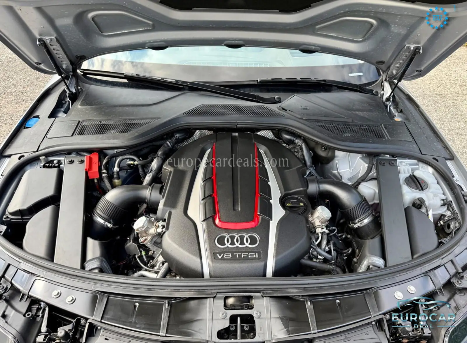 Audi S8