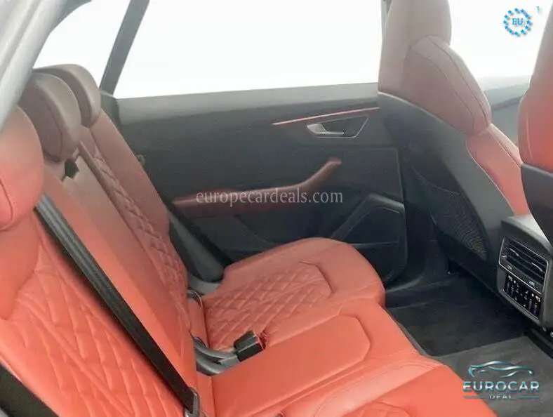 Audi SQ8