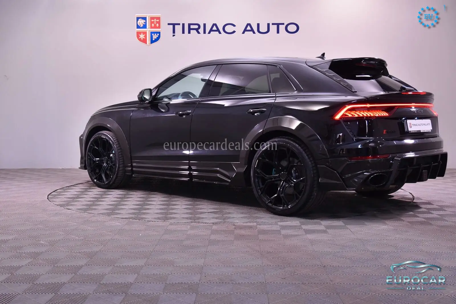 Audi RSQ8