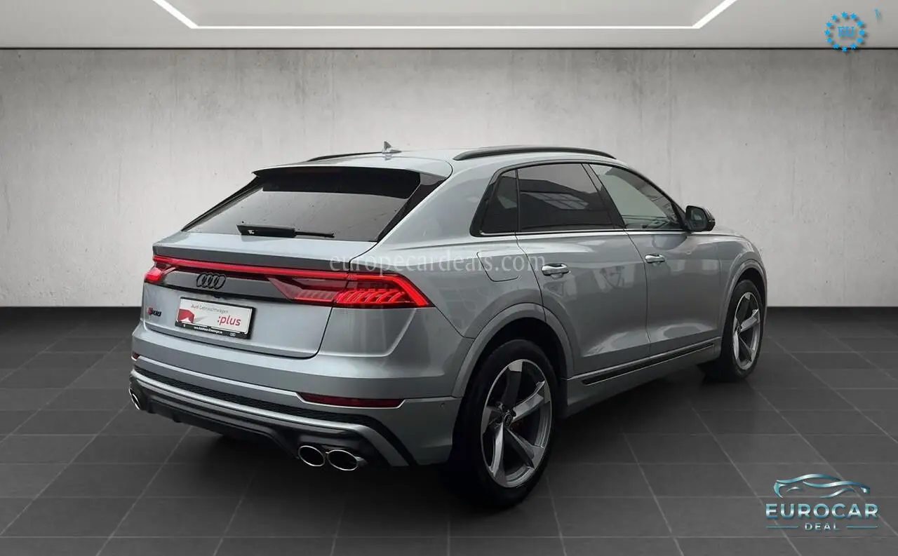 Audi SQ8