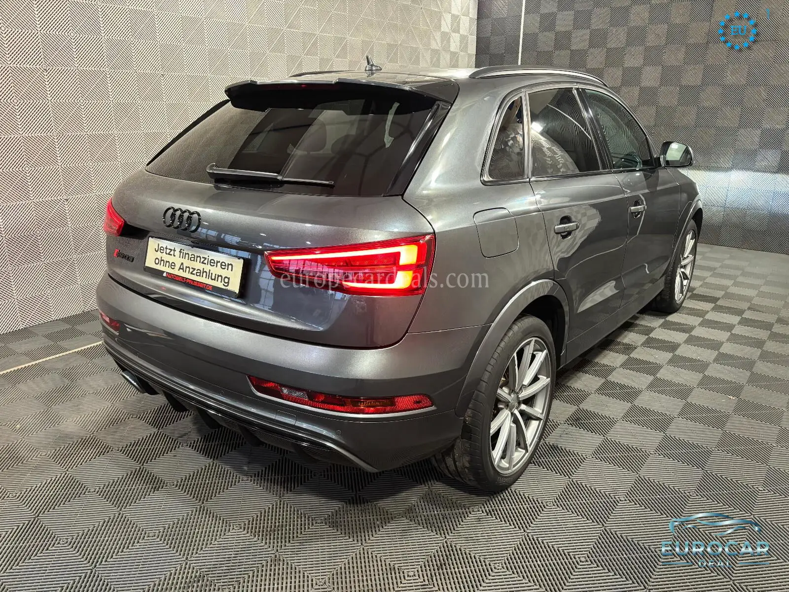 Audi RSQ3