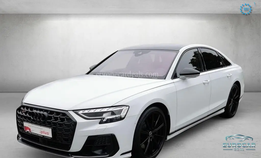 Audi S8