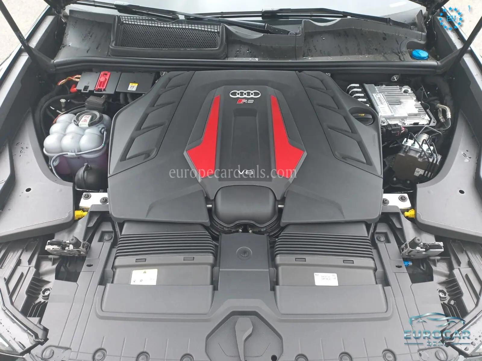Audi RSQ8