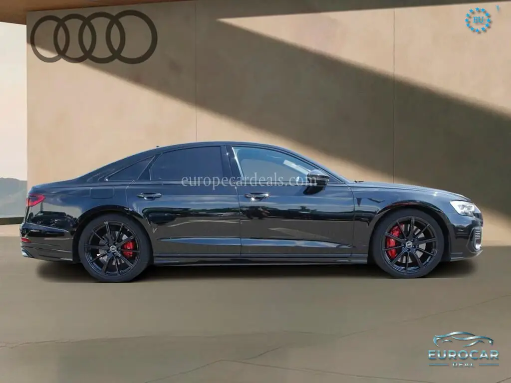 Audi S8