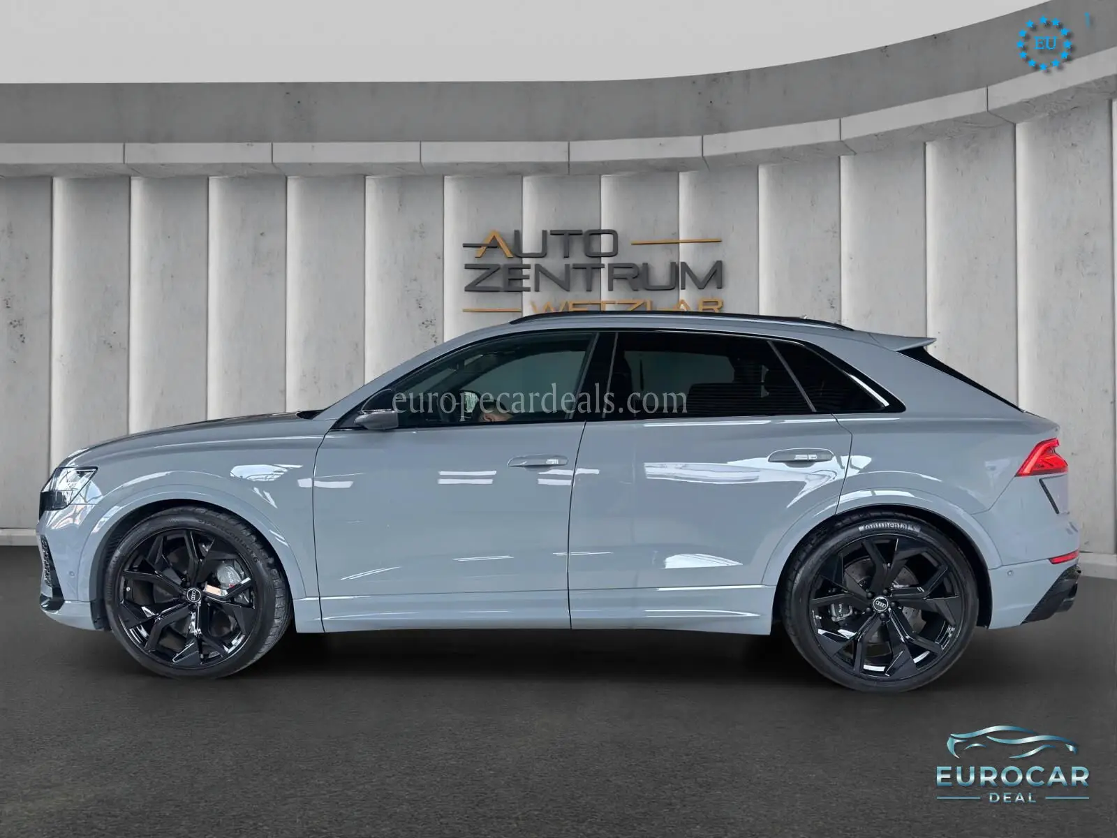 Audi RSQ8
