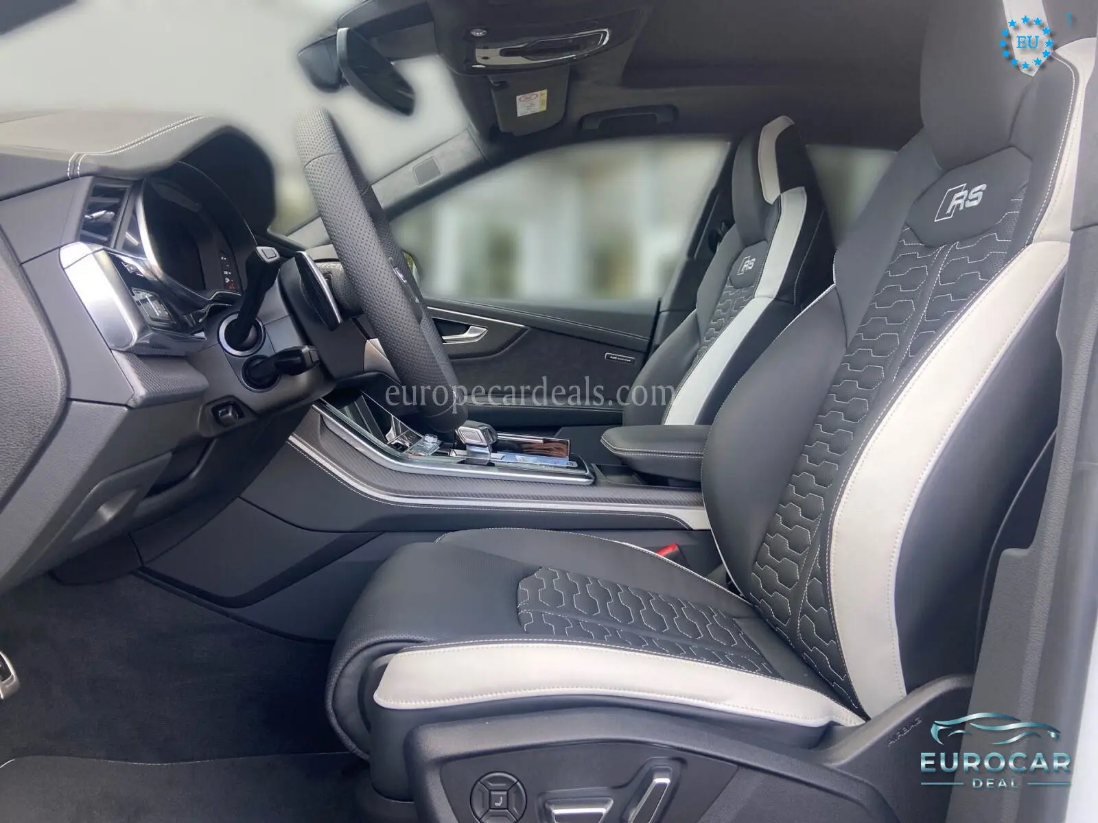 Audi RSQ8
