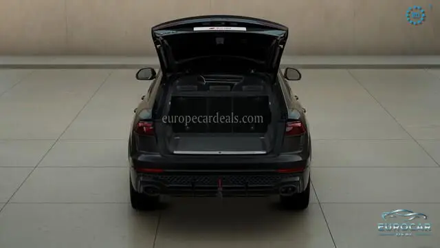 Audi RSQ8