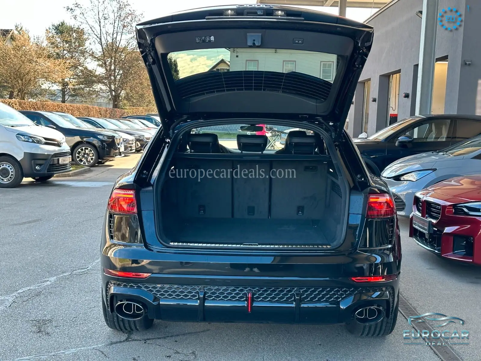 Audi RSQ8