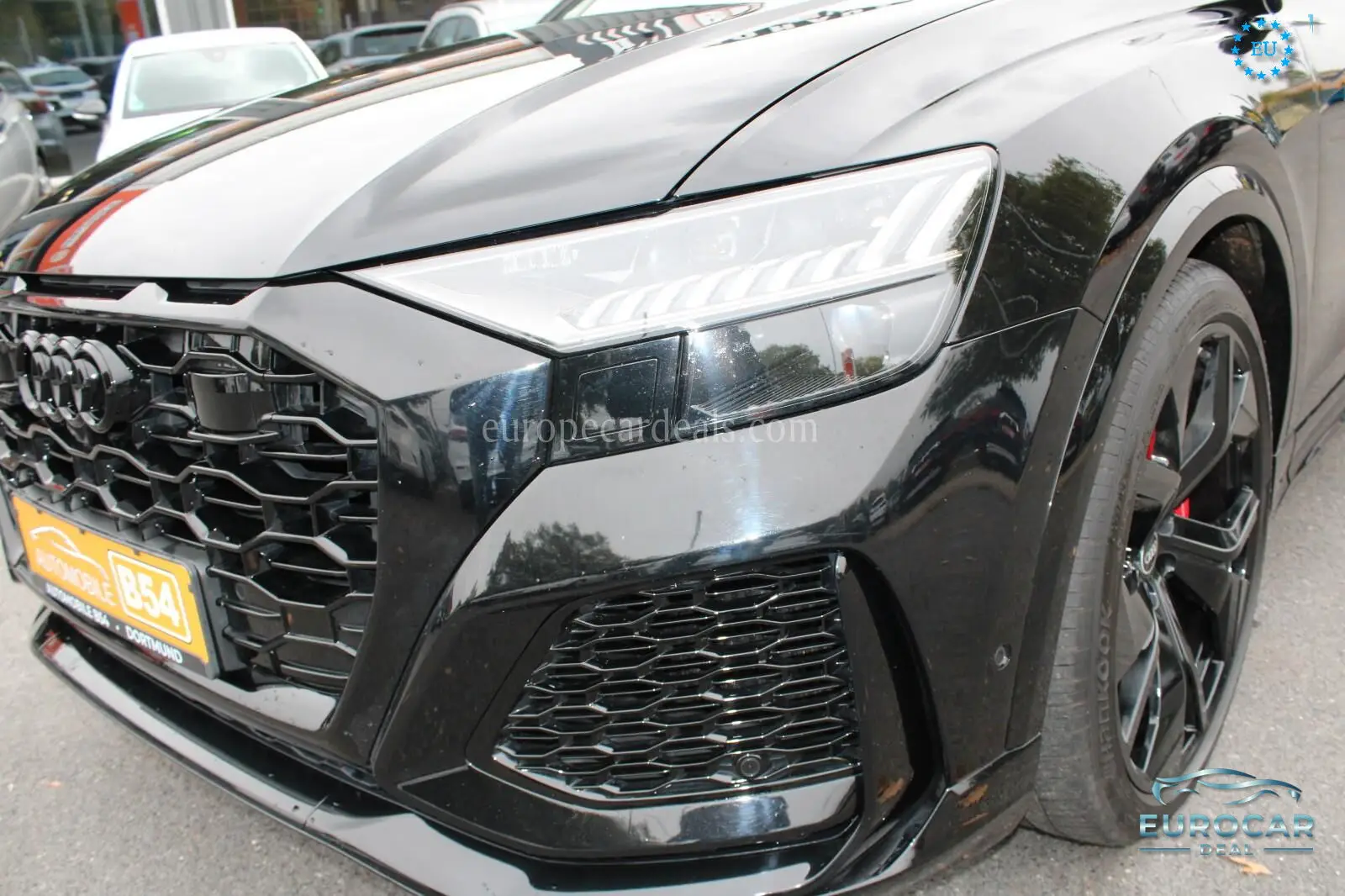 Audi RSQ8