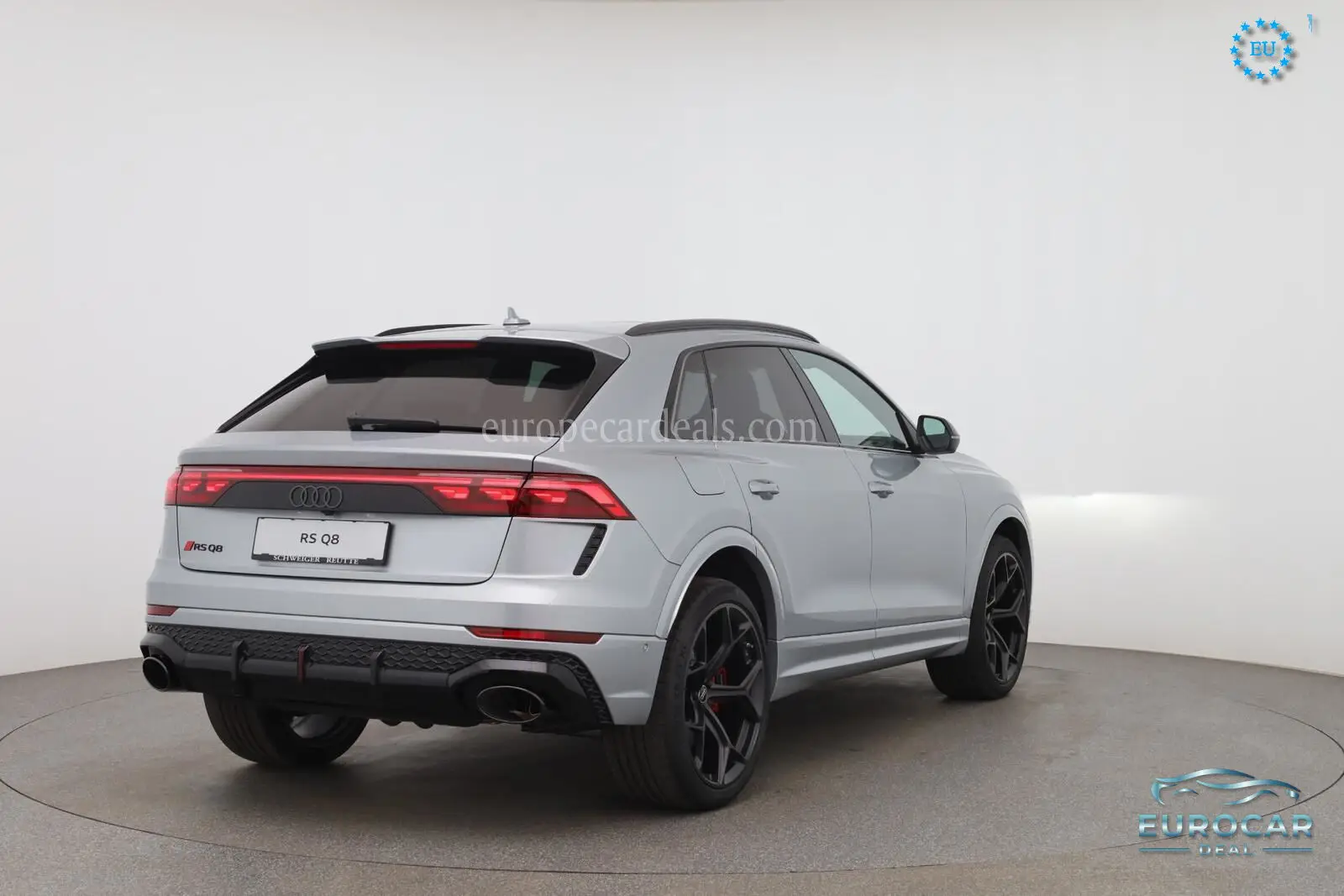 Audi RSQ8