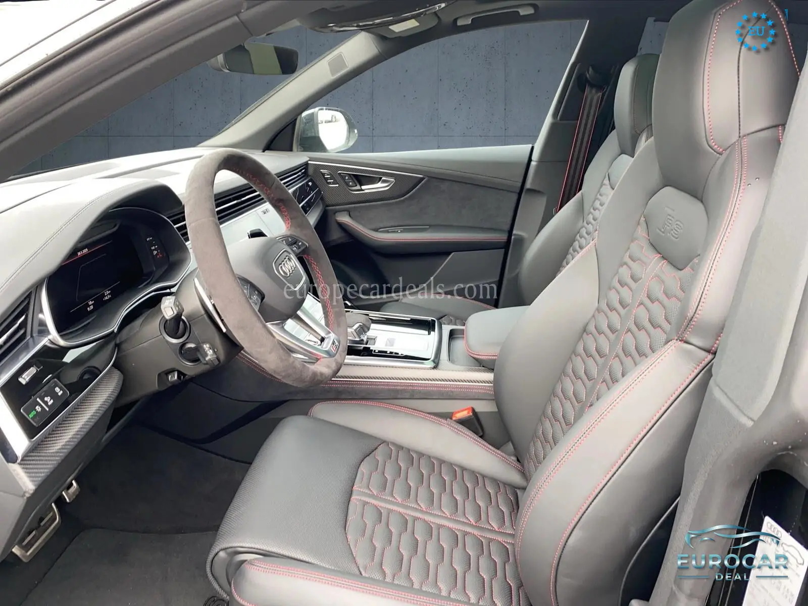 Audi RSQ8