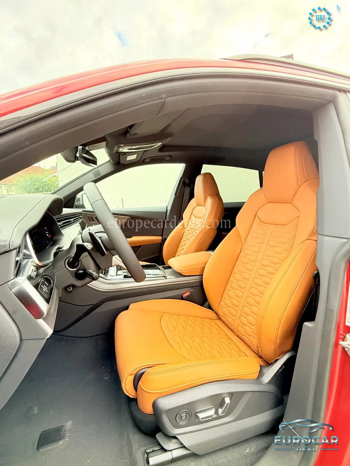 Audi RSQ8