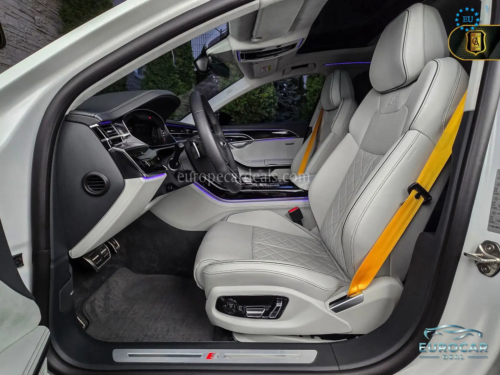 Audi S8