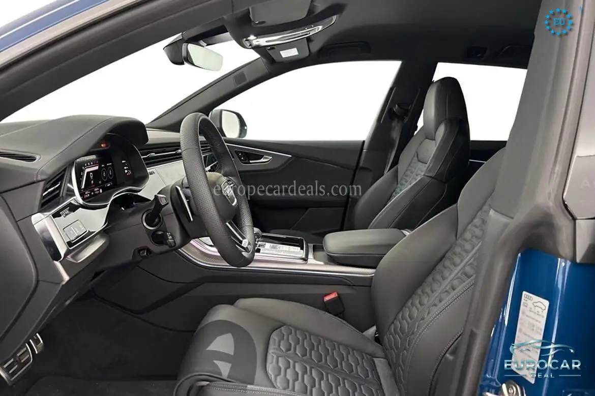 Audi RSQ8