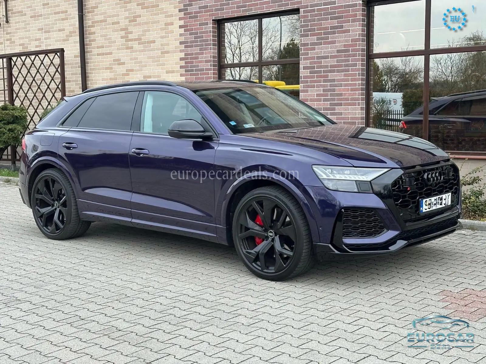 Audi RSQ8