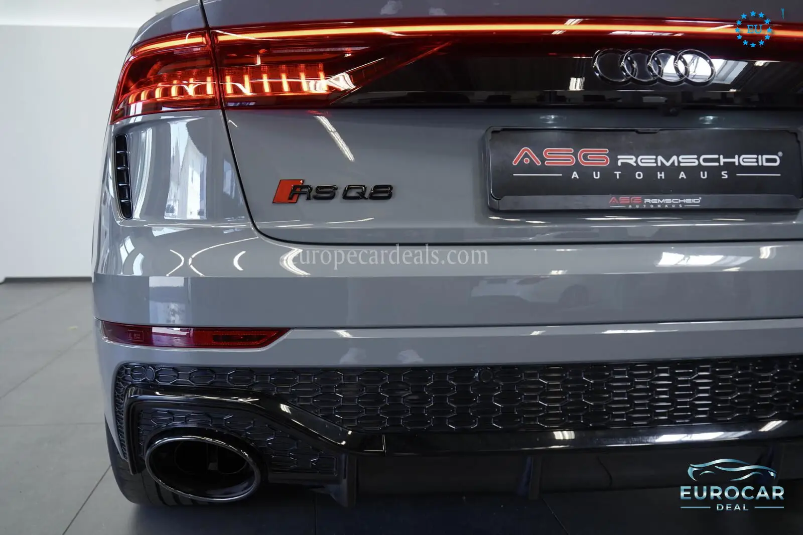 Audi RSQ8