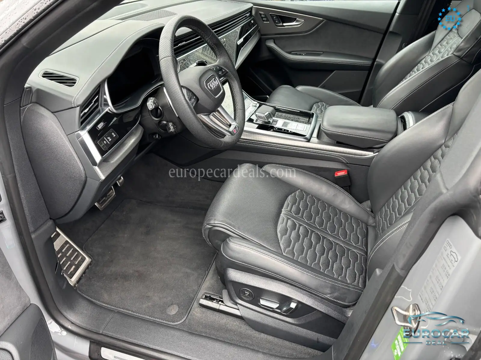 Audi RSQ8