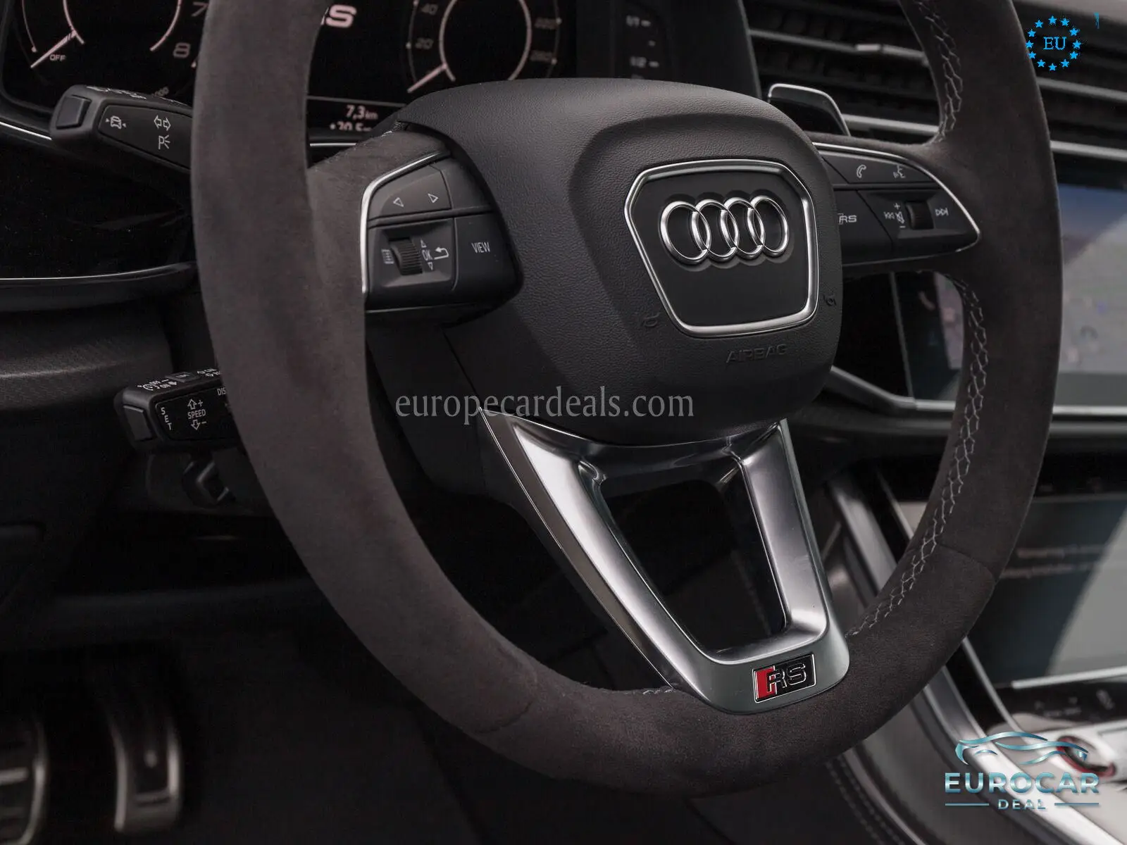 Audi RSQ8