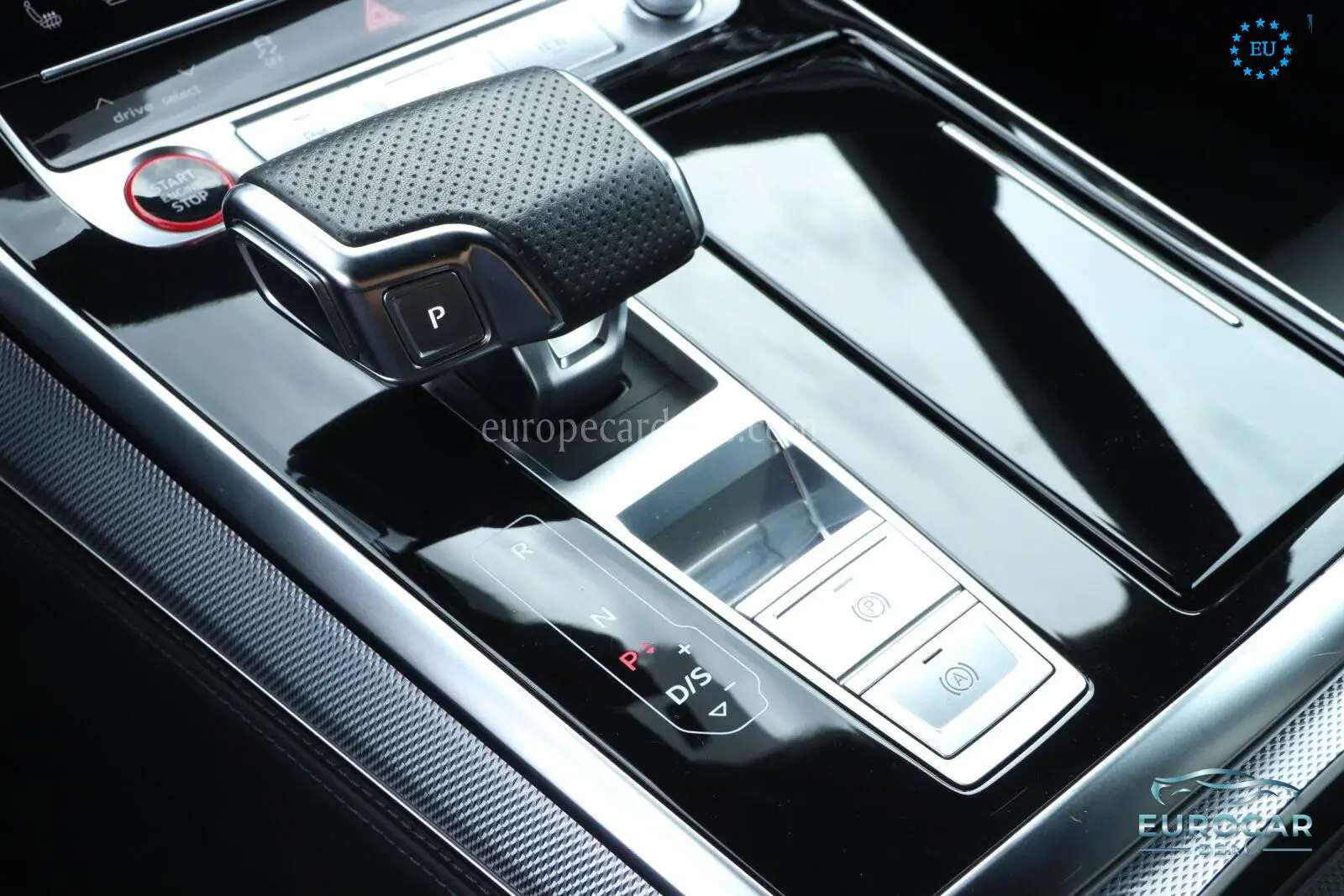 Audi RSQ8