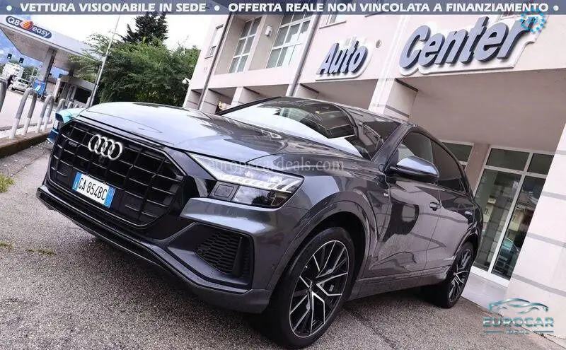 Audi Q8