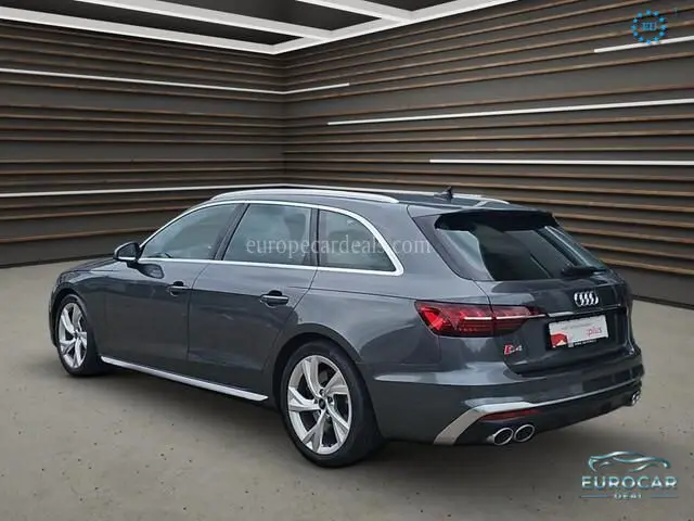 Audi S4