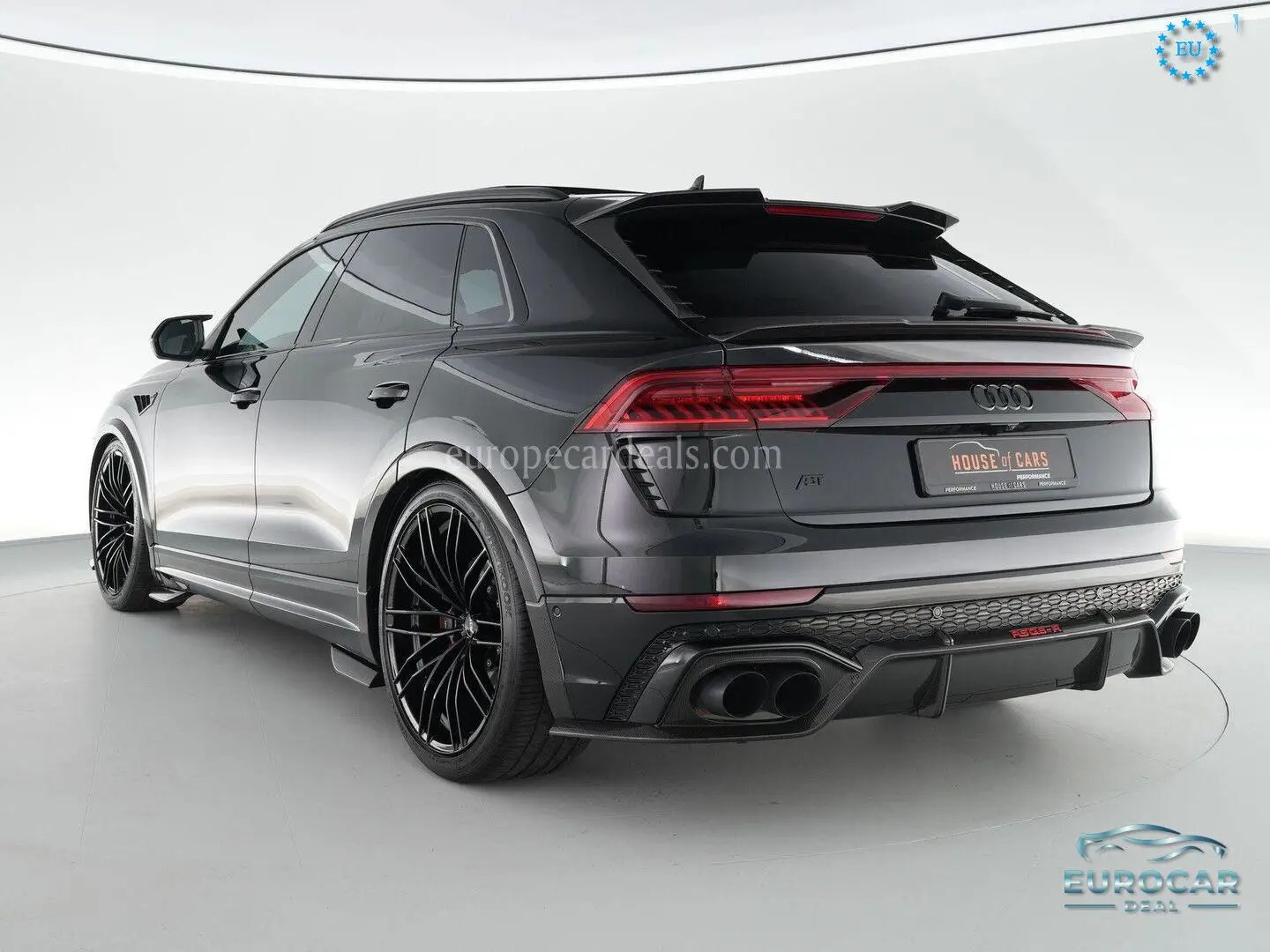 Audi RSQ8