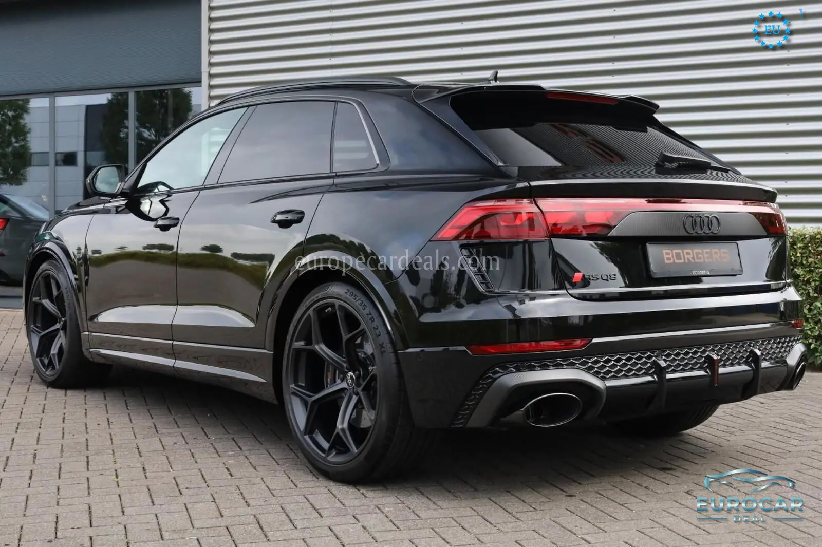 Audi RSQ8