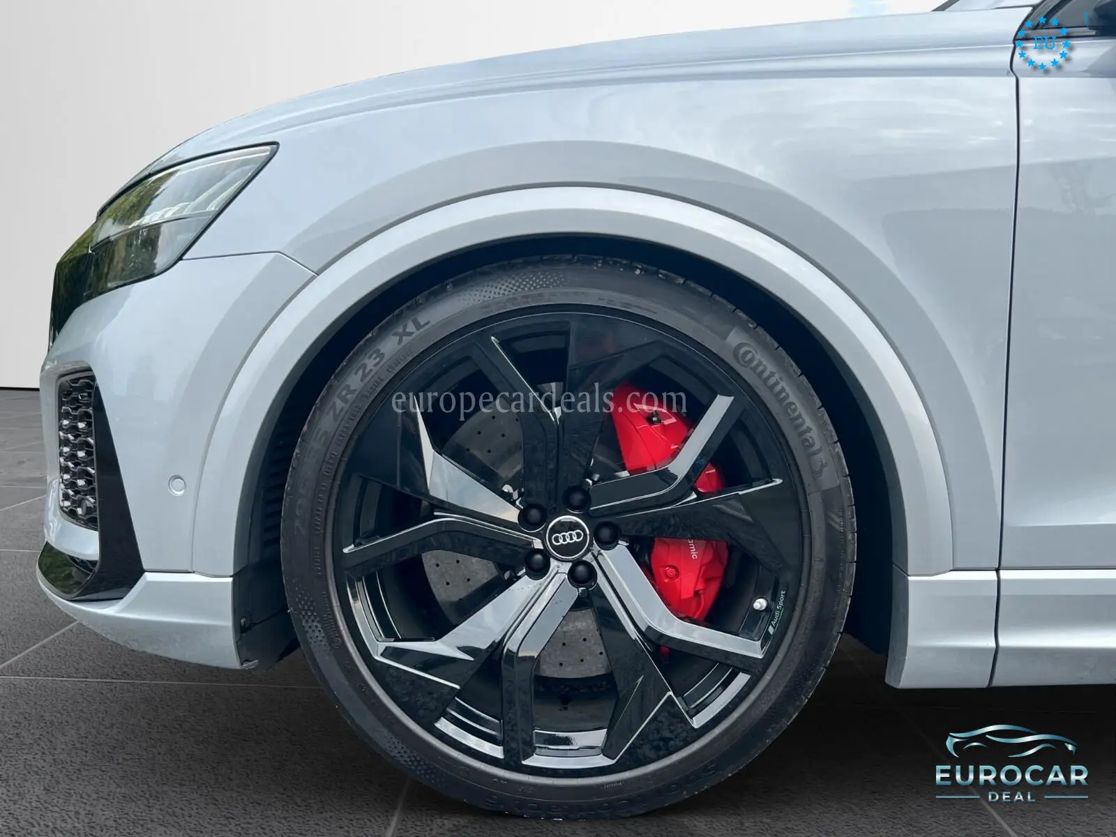 Audi RSQ8