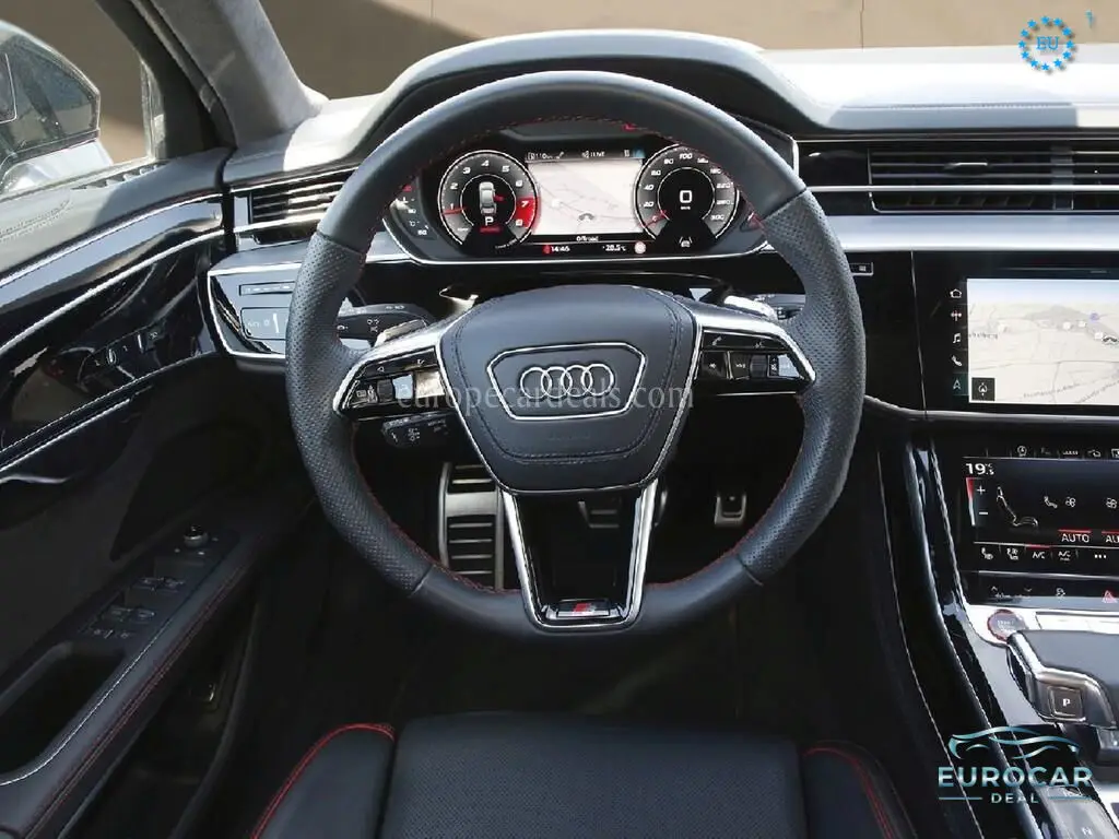 Audi S8