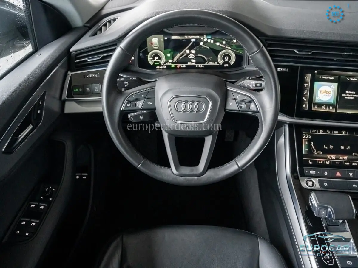 Audi Q8