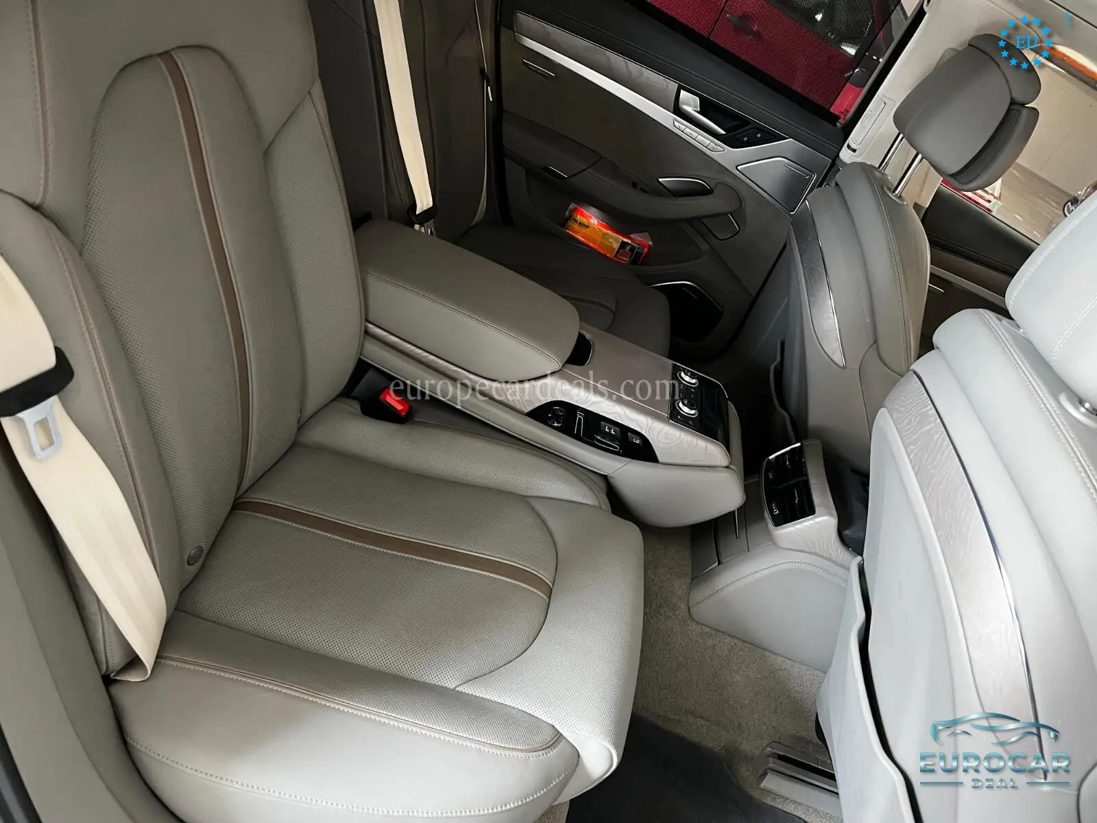 Audi S8