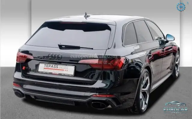 Audi RS4