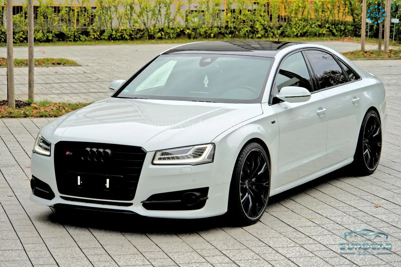 Audi S8