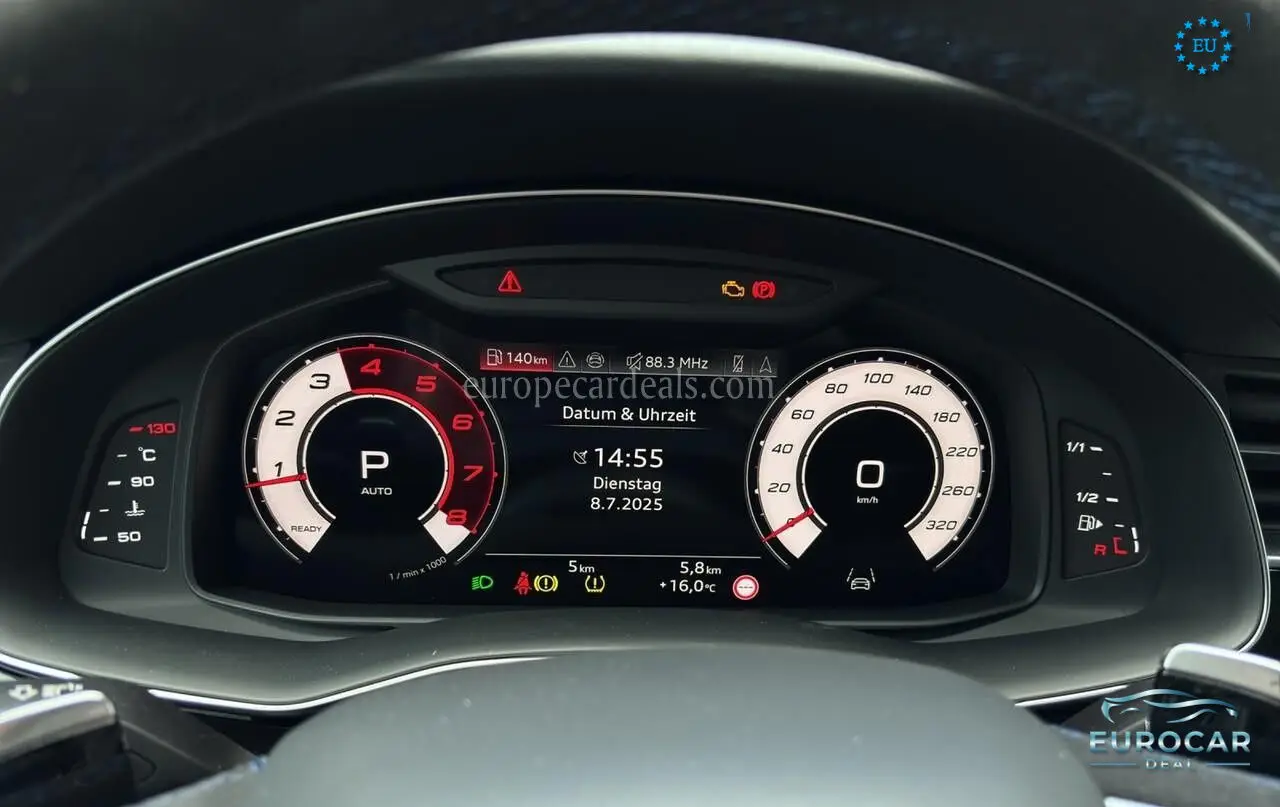 Audi RSQ8