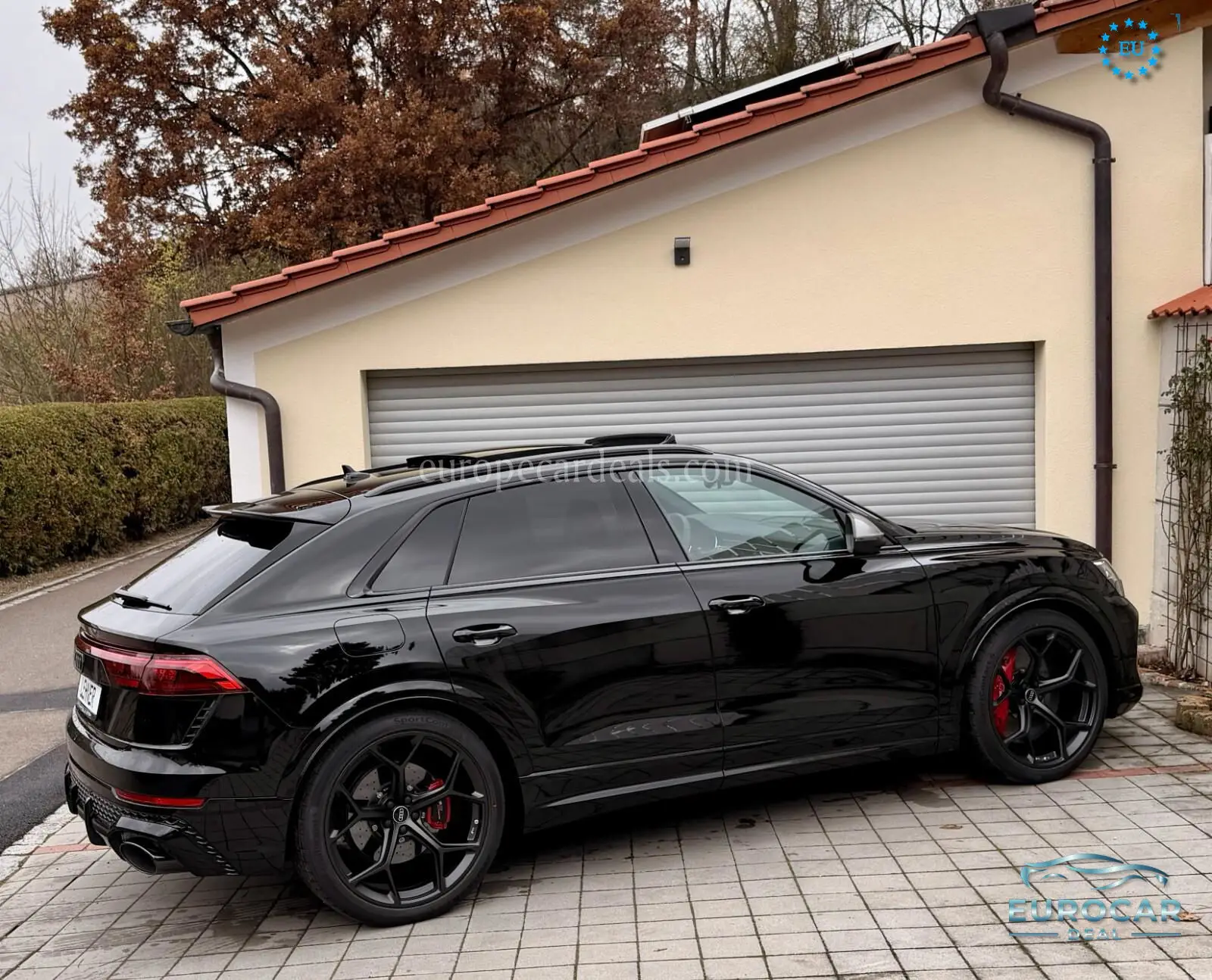 Audi RSQ8