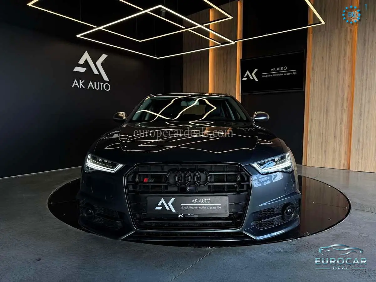 Audi S6