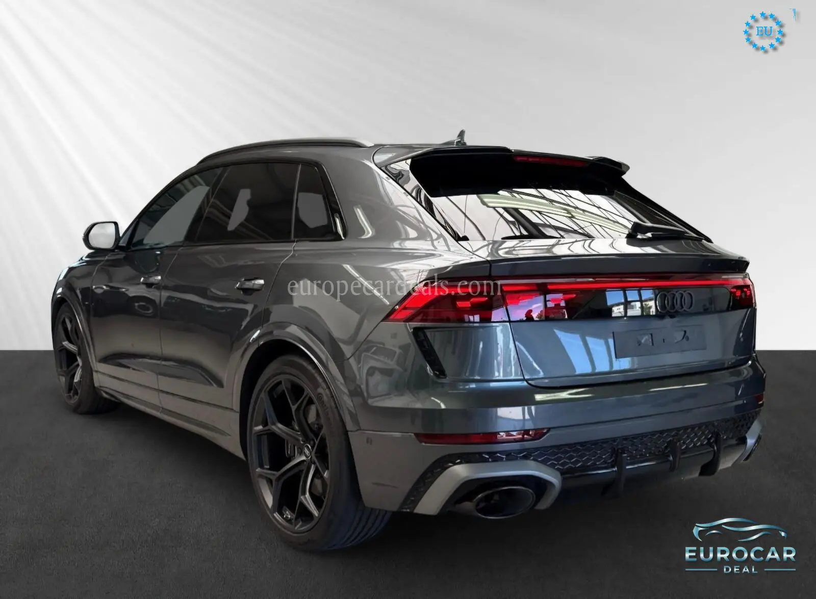 Audi RSQ8