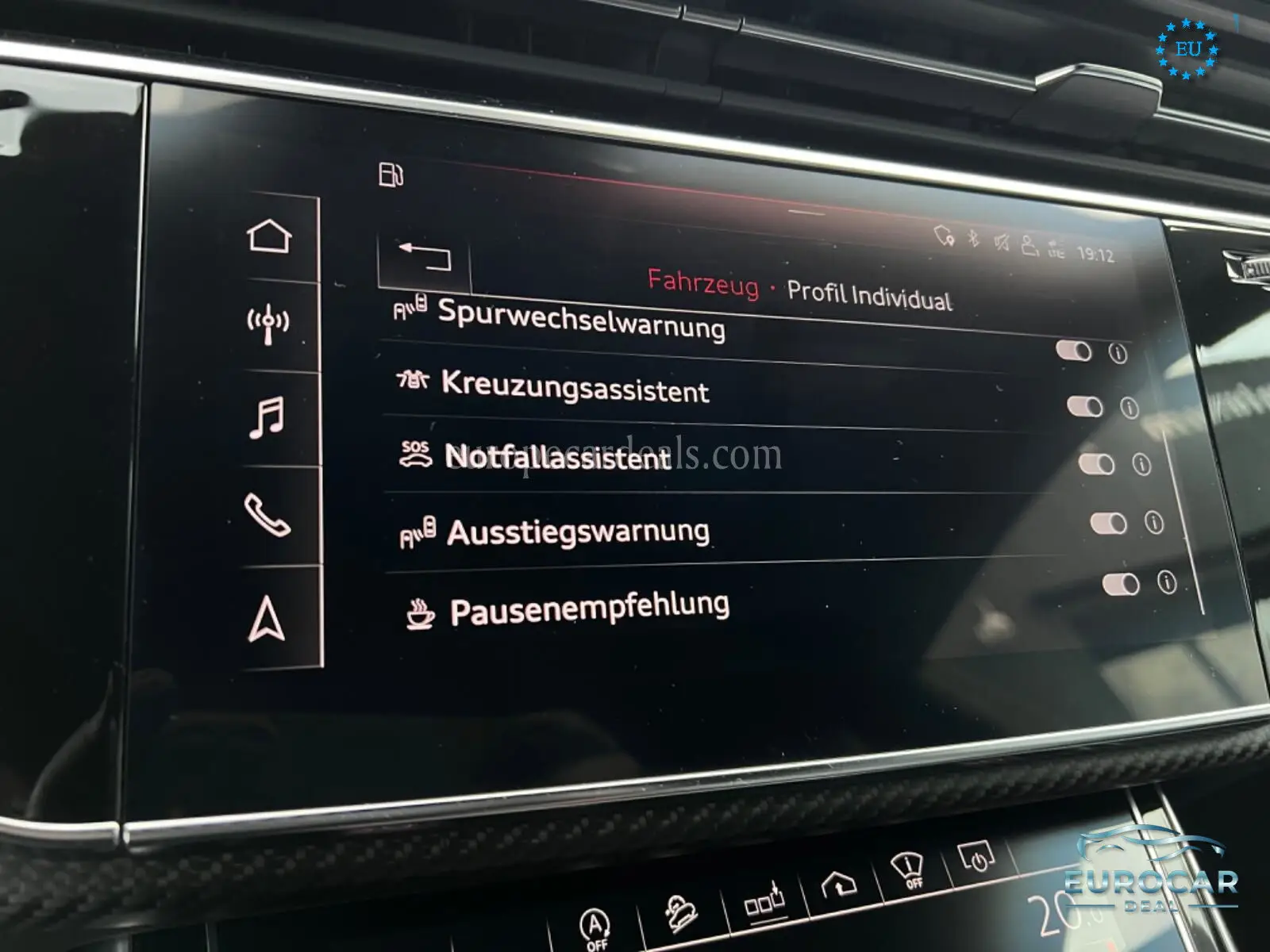 Audi RSQ8