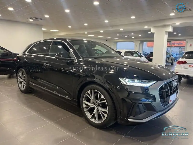 Audi Q8