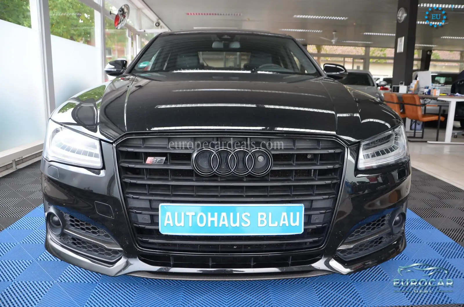 Audi S8