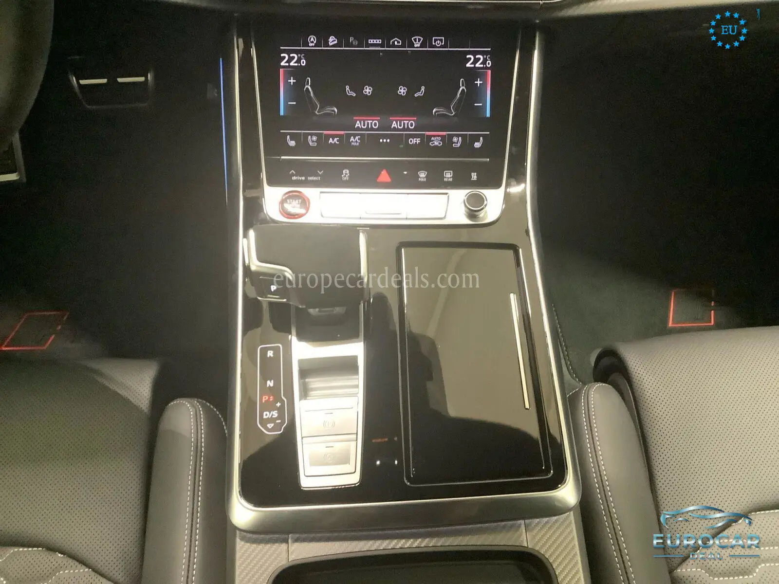 Audi RSQ8
