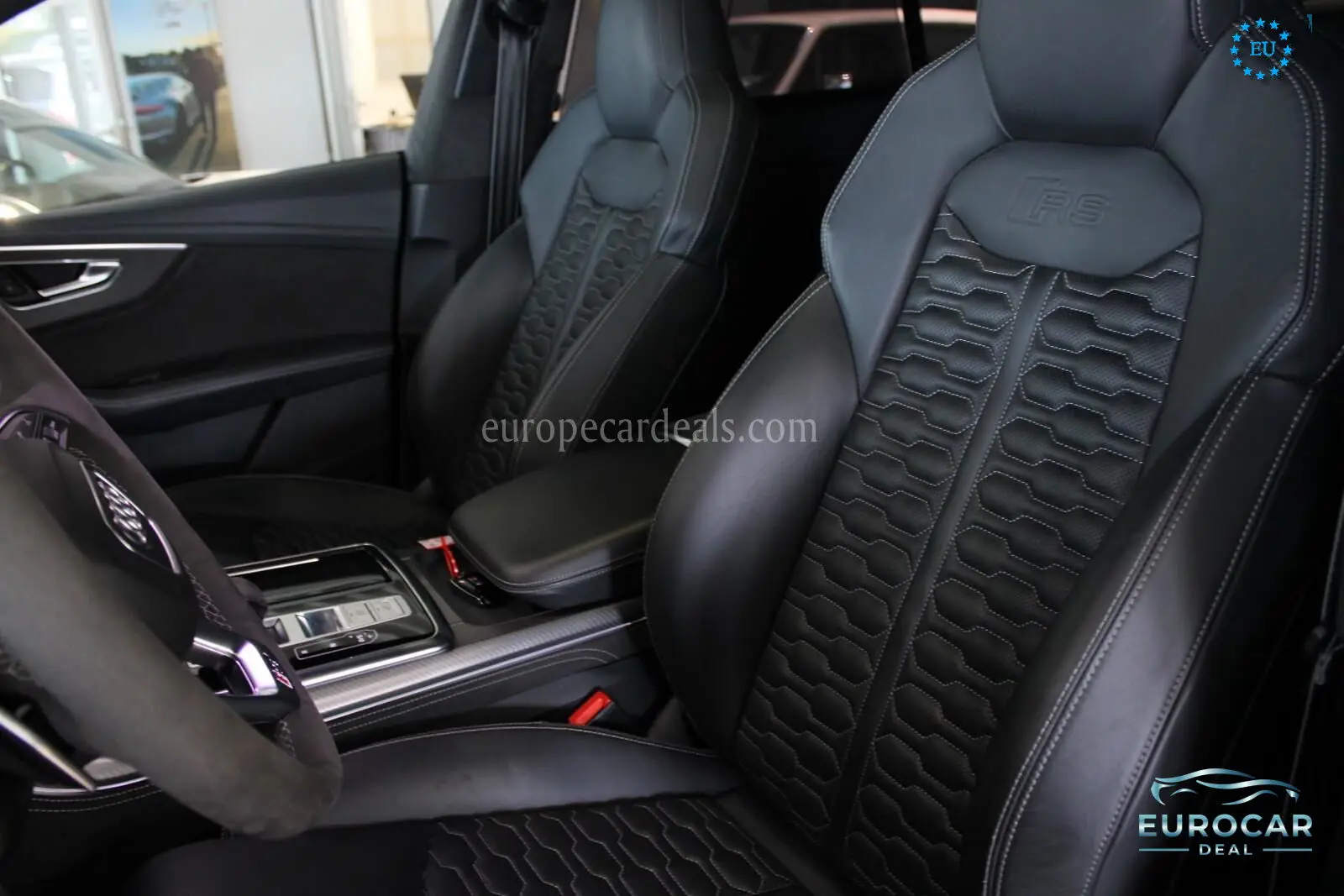 Audi RSQ8