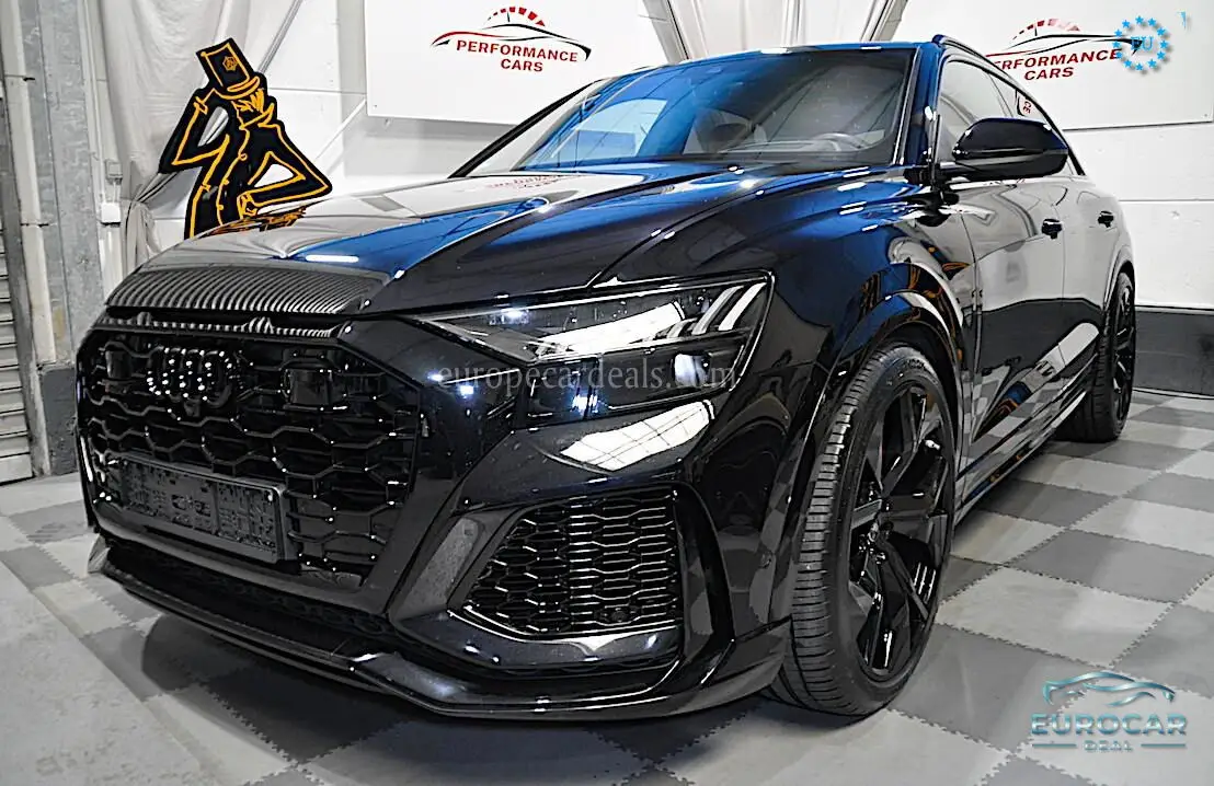 Audi RSQ8